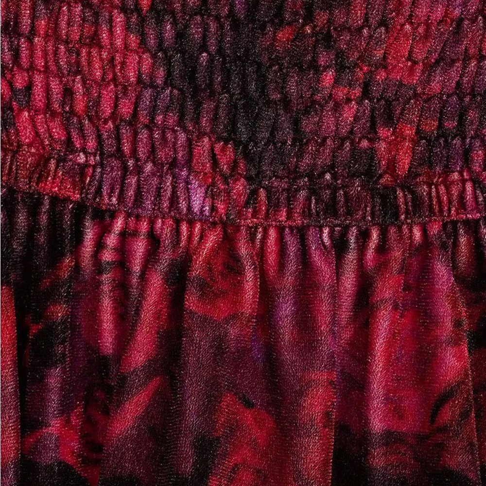 C&V Chelsea & Violet Crimson Red Black Rose print Rose Petail Girls L 10/12 NEW - Picture 9 of 11